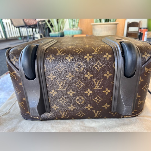 SOLD!!!Louis Vuitton Pegase 45 Rolling Suitcase MonogramCOA READY - Picture 10 of 15